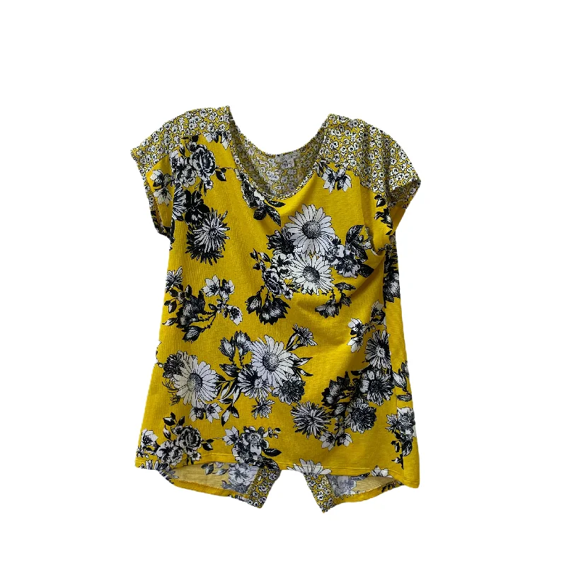 women's T-shirts with stretchable fabricYellow Top Short Sleeve By Ava James, Size: S