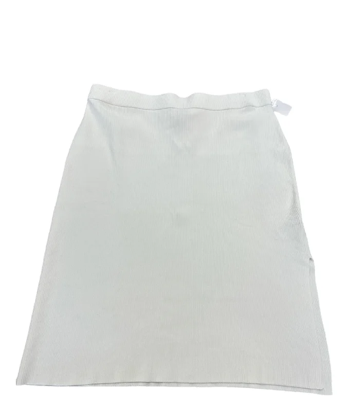 women's stretch skirtsWhite Skirt Midi Clothes Mentor, Size Xxl