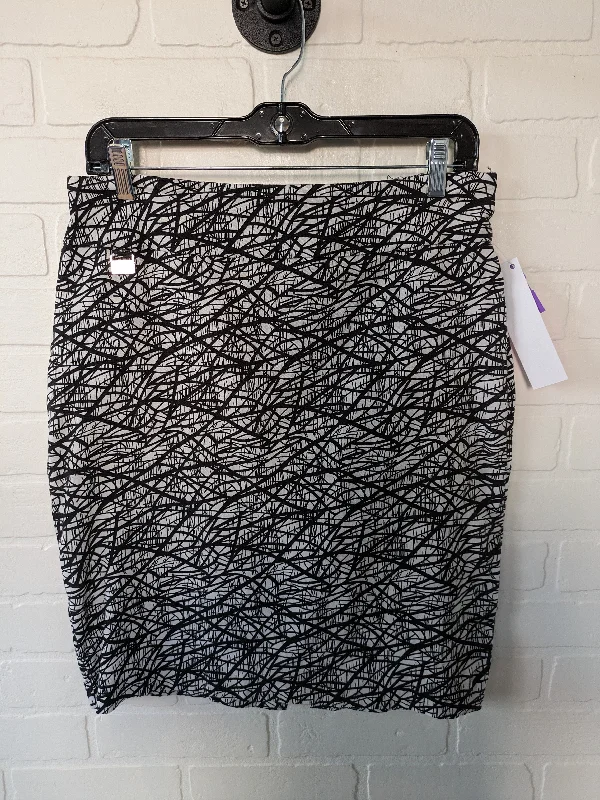 women's loungewear dressy skirtsBlack & White Skirt Midi Clothes Mentor, Size 12