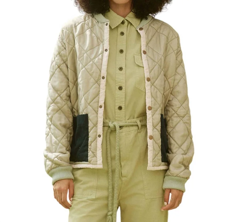 women's coats for fall and winter transitionsReversible Patch Pocket Puffer Jacket In Pale Army W/ Cream Blush